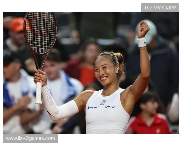 郑钦文赛前退赛引关注，WTA迪拜站中国一姐因身体不适缺席引发球迷讨论展现健康管理重要性